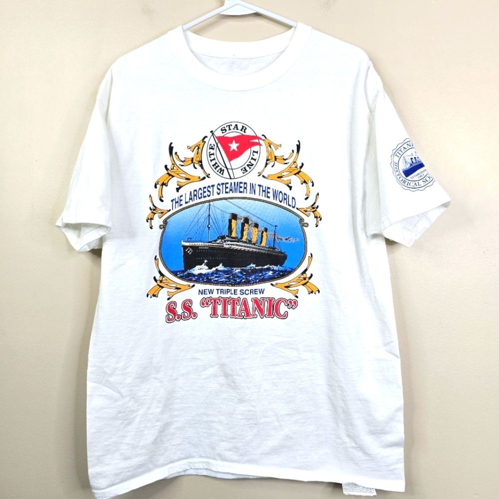 Hanes Vintage Titanic Historical Society SS Frontside Graphic Tee Large
